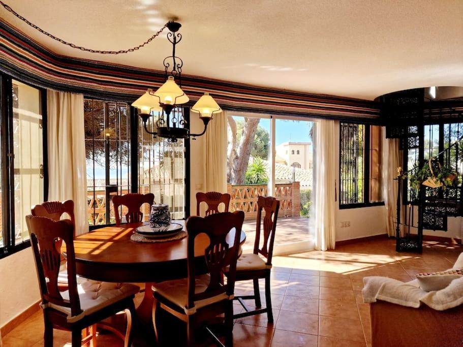 Villa Torrenueva Málaga Esterno foto